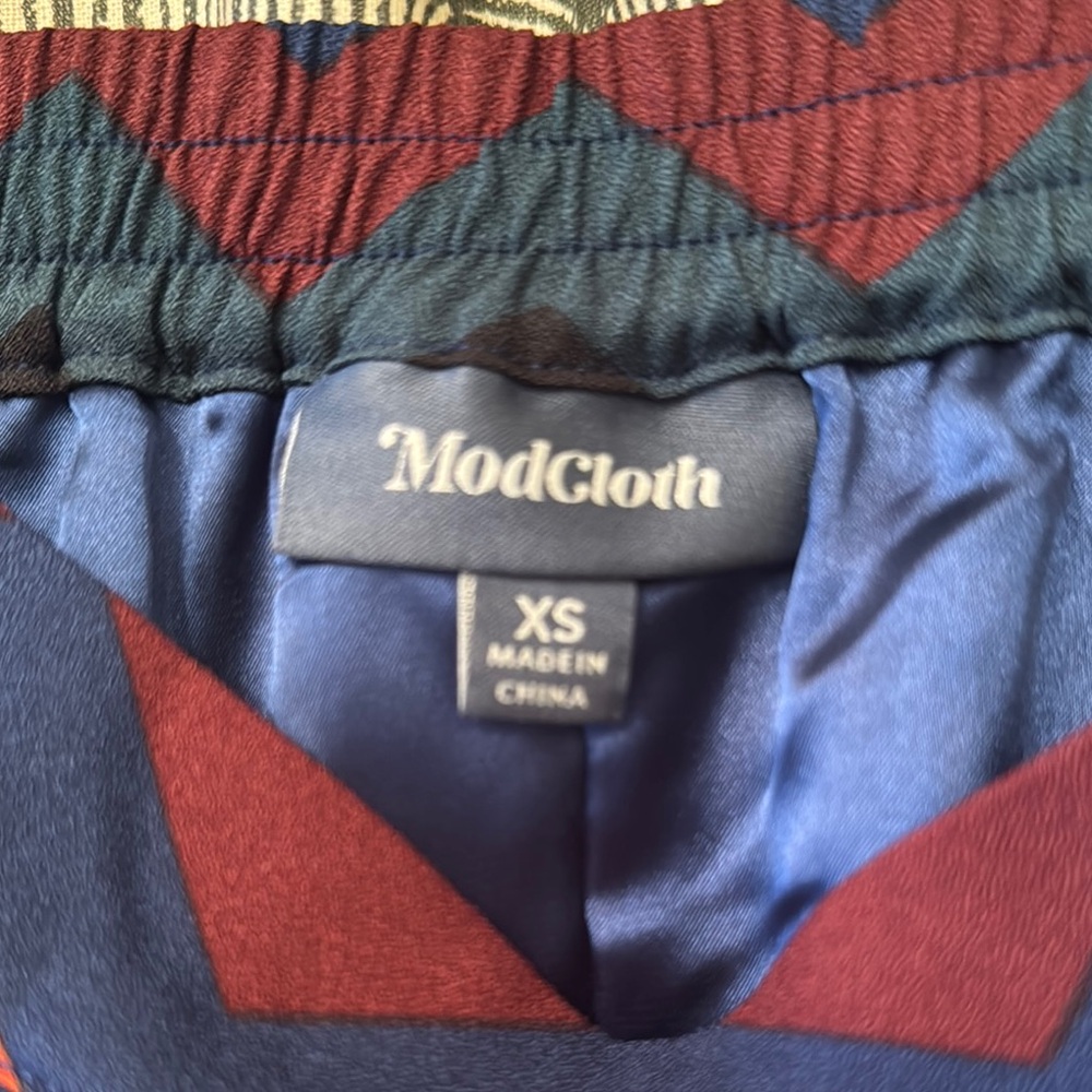 ModCloth Chevron Patterned Skirt - Picture 4 of 4